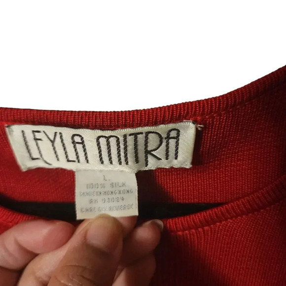 Leyla Mitra Sweater Women Size Large Red 100% Silk Crew Neck Pullover Stretchy - Picture 3 of 5
